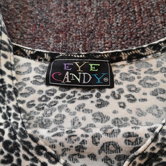 🔵 3/$30 Cheetah Print Women's Shirt - Picture 6 of 11